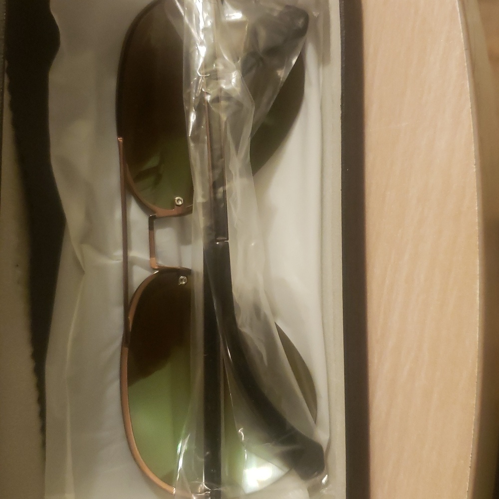 Blue and Green Aviator Sunglasses - Picture 3 of 6